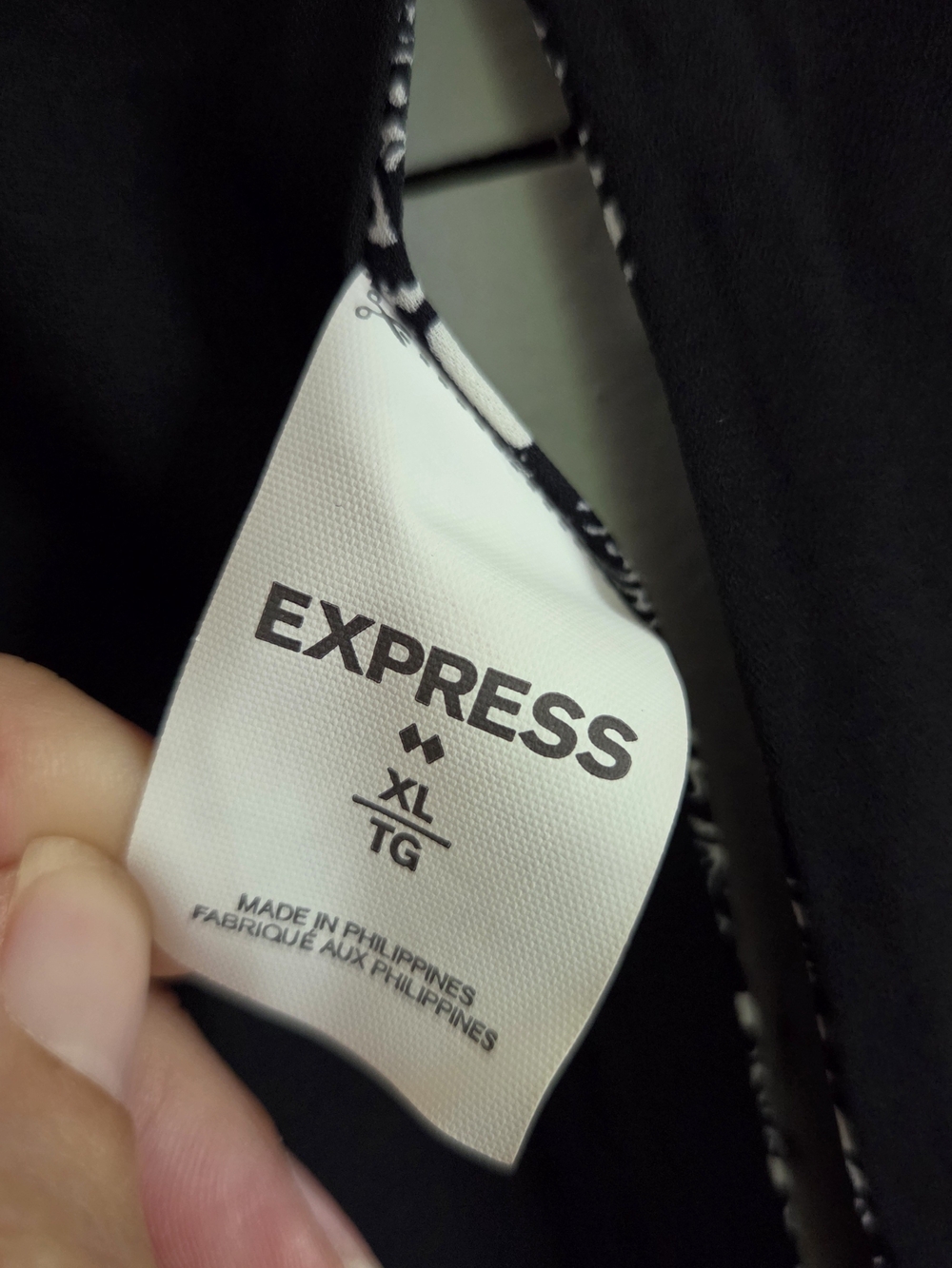 Express Black White Paisley Woven Cami Tank V-Neck Spaghetti Straps XL - Picture 5 of 6